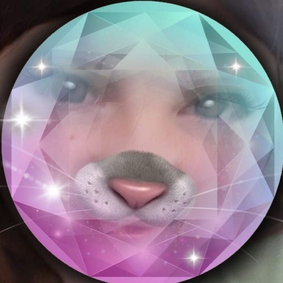 Meet your Posher, Paige - Picture 1 of 1